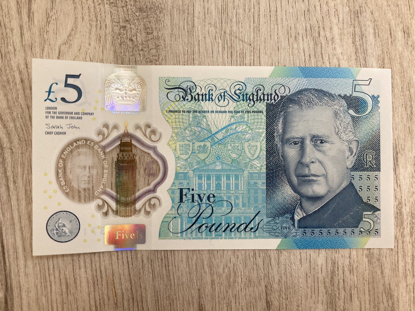 Buy 5 pound bill in germany